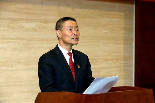 优德88集团一届一次全委会选举出新一届辅导集体 斯泽夫当选优德88党委书记